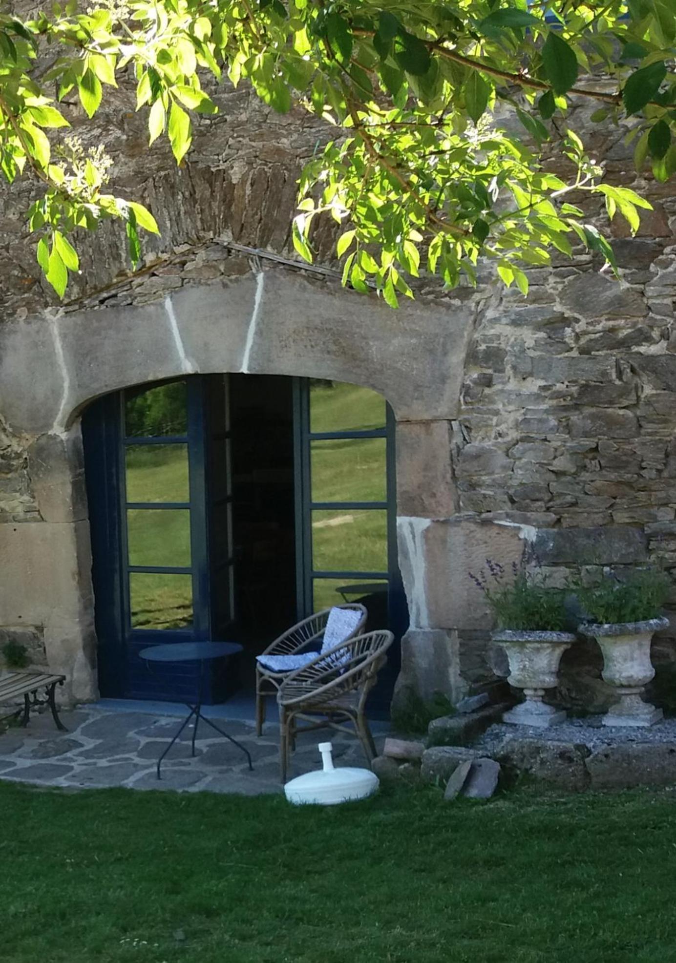 Domaine D'Angel-Berg Otel Vezins-de-Levezou Dış mekan fotoğraf